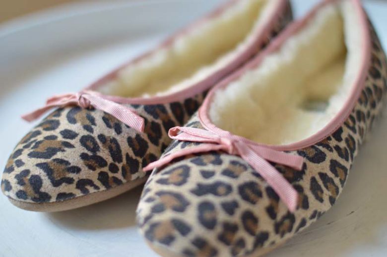 morlands-glastonbury-sheepskin-slippers