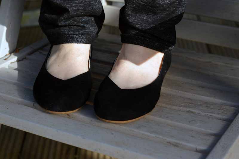 Calla black suede shoes