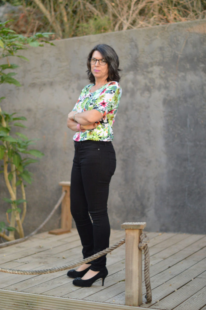 Another of my wardrobe essentials black skinny jeans